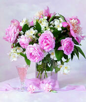 Без бренда «Нежный букетик с розами и настойка» в Чебоксарах